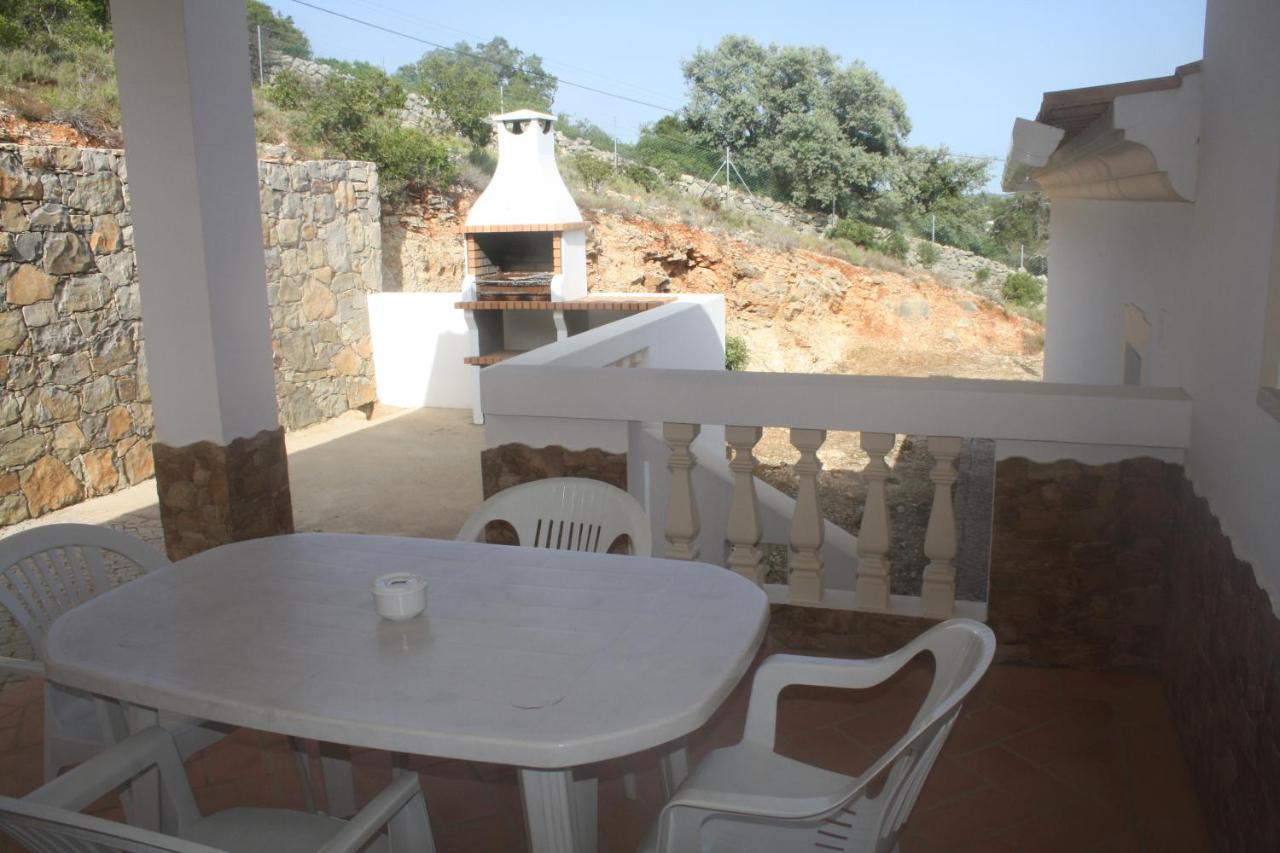 Rustic Villa Guesthouse Santa Barbara de Nexe Exterior photo
